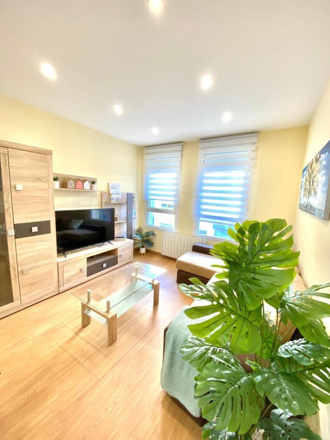 Arenal Home, Parking Gratis Луго Екстер'єр фото